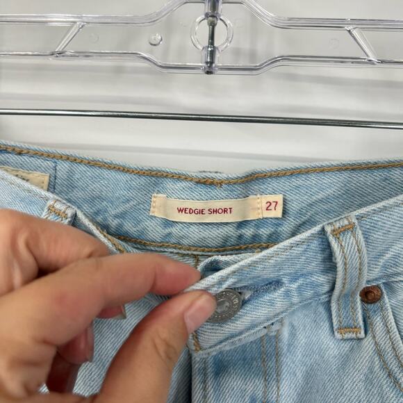 Levi’s High Rise Wedgie Denim Shorts Button Fly - Picture 4 of 7